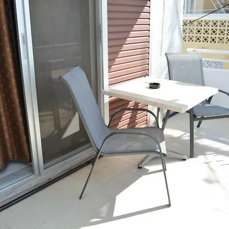 Giannis Apartment,haraki * Charaki